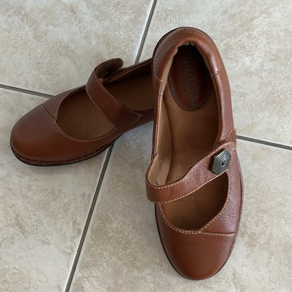 Montana Artisan crafted leather shoes - Picture 2 of 14